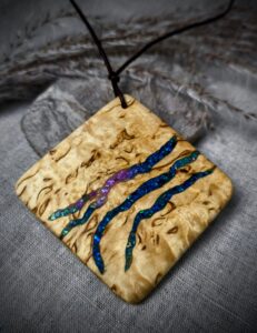 aurora borealis necklace