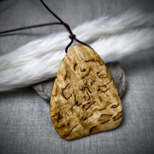 Masur Birch Pendant