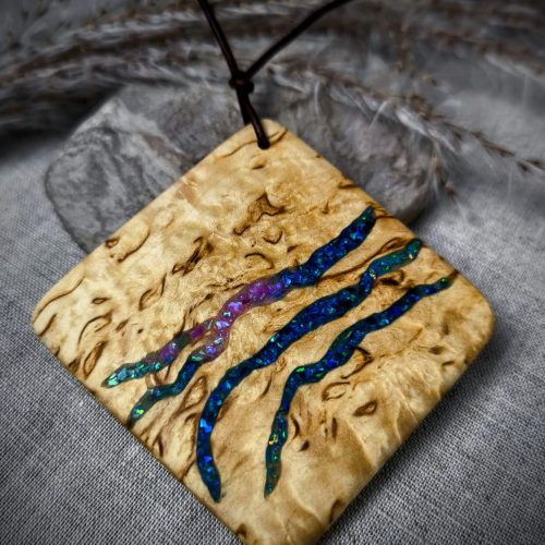 nordic lights necklace